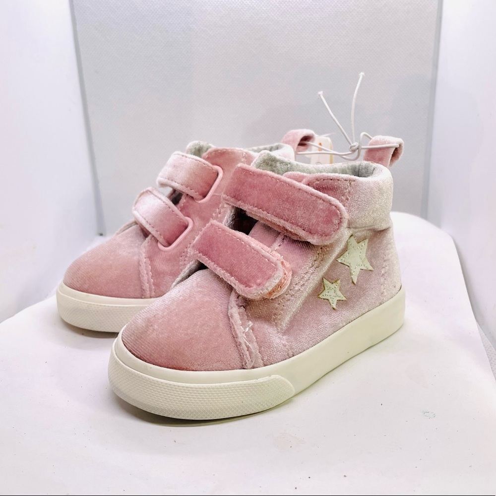 New!! Blush pink velvet hightop velcro toddler  Sz4 running shoes “Gymboree”
